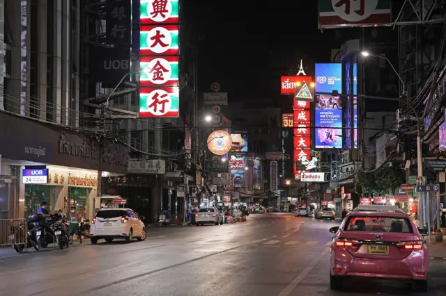 กรุงเทพ โควิด 19 ไวรัสโคโรนา เหงา