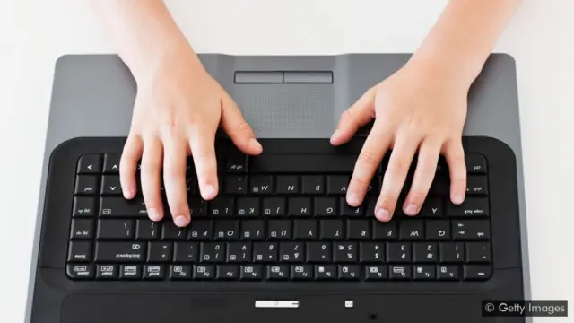 O cyberbullying está fazendo com que alguns pesquisadores repensem a definiçãoblaze offlinebullying