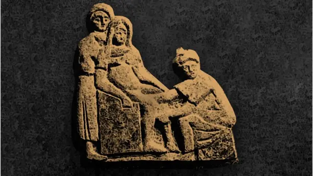 Жене су се порађале код куће