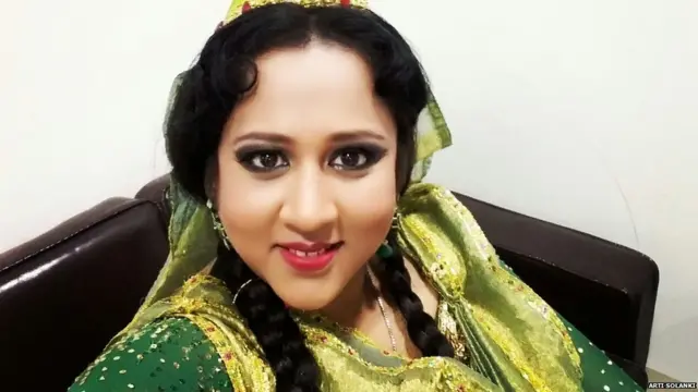 अभिनेत्री आरती सोळंकी