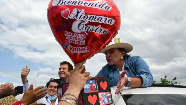 Xiomara Castro en campaña