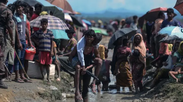 अस्थाई कैंप का नज़ारा रोहिंग्या