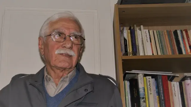 ایرج پزشکزاد