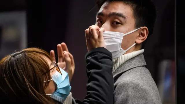 கொரோனா வைரஸ்: மலேசியாவில் நான்கு பேர் பாதிப்பு, சீன பயணிகளுக்கு தடை