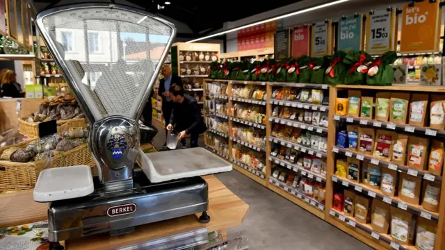 Un mercado de productos orgánicos en Francia.