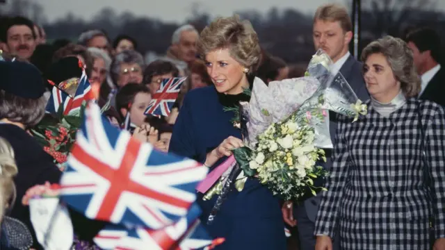 Диана с народом в 1989 году