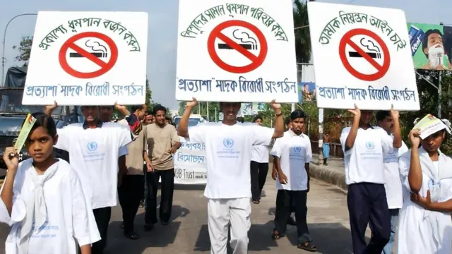 বাংলাদেশে ধূমপানবিরোধী আন্দোলনের ঐতিহ্য দীর্ঘদিনের।