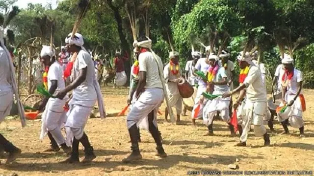 आदिवासी