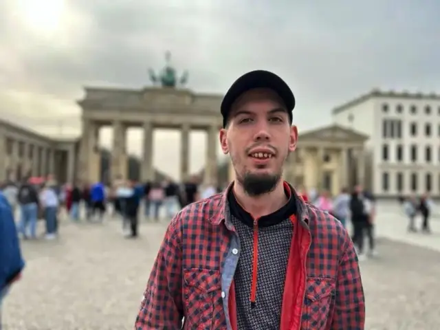 2024 йил март ойида Скорякин ниҳоят Берлинга етиб олди.