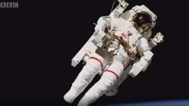 விண்வெளி வீரர்