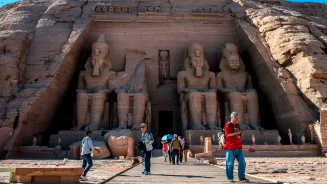 मिस्र का प्राचीन अबु सिम्बल मंदिर