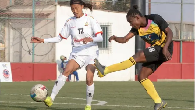 महिला फुटबल लीग