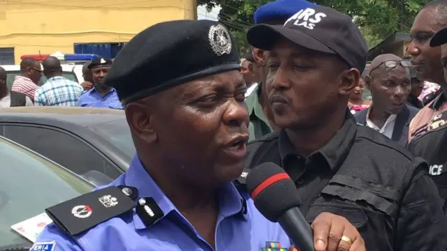 Imohimi Edgal,Kọmishọna ndị uweojii na Legos steeti