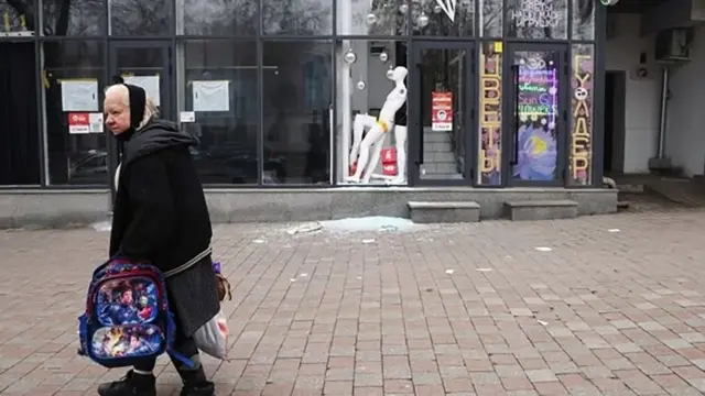 آثار الدمار في مدينة ألماتي