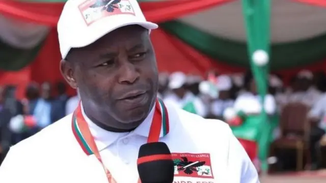 Bwana Nkurunziza anamuunga mkono mgombea kutoka chama tawala cha CNDD-FDD , Evariste Ndayishimiye