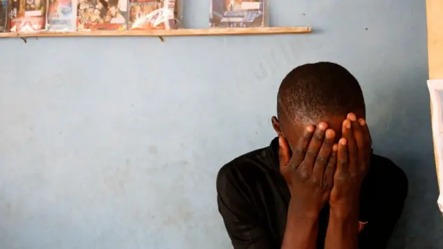 Nwa Okoroóbía kpuchiri ihu ya