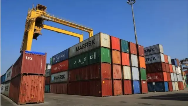 বাণিজ্য উদারীকরণের কারণে বাংলাদেশের অর্থনীতি লাভবান হয়েছে বলে মনে করেন অনেকে।