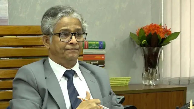 ঢাকা বিশ্ববিদ্যালয়ের উপাচার্য ড. আখতারুজ্জামান