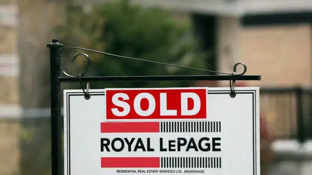 কানাডায় পাড়ি জমানো বিত্তশালীরা দামী দামী বাড়ি কিনেছেন অভিজাত এলাকায়