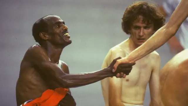 ምሩጽ ይፍጠር