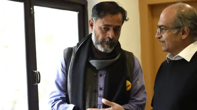 प्रशांत भूषणः भारतातले 'जनहित याचिका वकील नंबर 1' की वादग्रस्त व्यक्तिमत्व