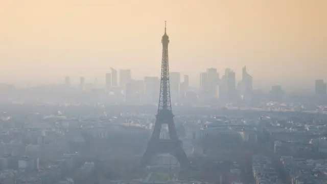 கொரோனா வைரஸ் உயிரிழப்புகள் அதிகரிக்க காற்று மாசும் காரணமா?