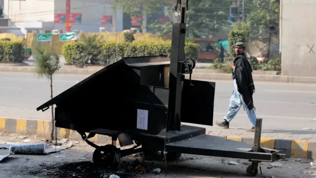 اسلام آباد آپریشن کے ایک دن بعد کے مناظر