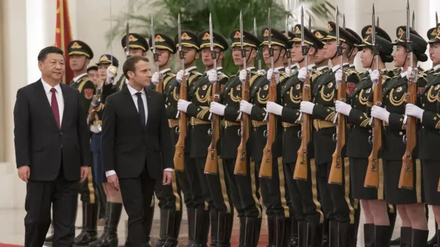 Emmanuel Macron y Xi Jinping.