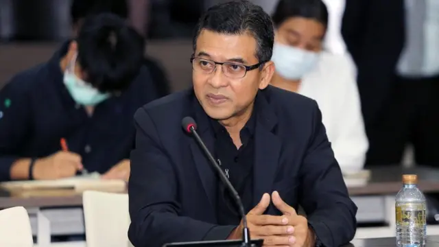 นายนฤพนธ์ รัตนสมาหาร ผู้อำนวยการอาวุโส สายงานรัฐกิจสัมพันธ์ บริษัท โทเทิ่ล แอ็คเซ็ส คอมมูนิเคชั่น จำกัด (มหาชน)