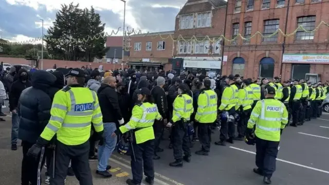 लेस्टर तणाव, हिंदू, मुस्लीम, सोशल मीडिया, फेक पोस्ट, फॉरवर्ड