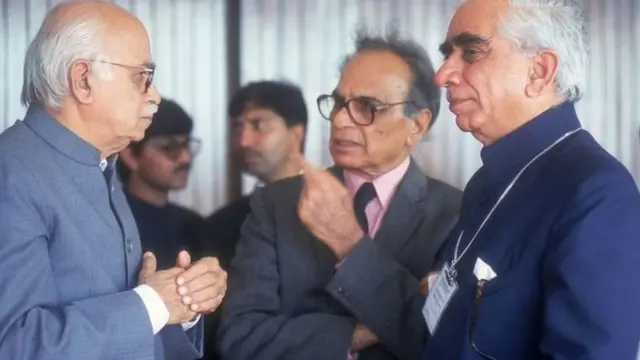 अडवाणी यांच्यासह जसवंत सिंह