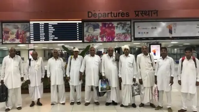 विमानप्रवास, वाघा बॉर्डर, जालियनवाला बाग, सुवर्णमंदिर. पर्यटन