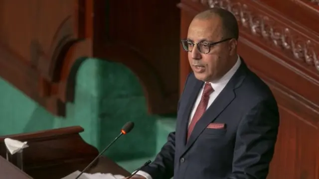 رئيس الوزراء التونسي هشام المشيشي خلال جلسة الثقة في البرلمان التونسي، 1 سبتمبر/أيلول 2020