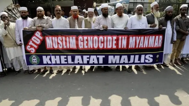 ชาวบังกลาเทศประท้วงการปราบปรามชาวโรฮิงญา