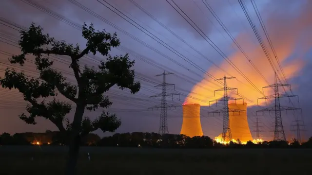 โรงไฟฟ้านิวเคลียร์