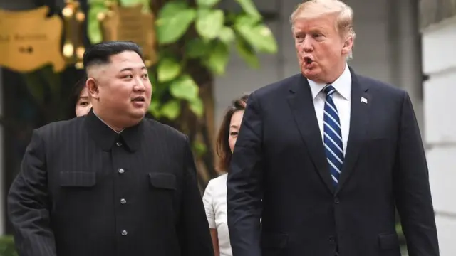 Madaxweyne Trump iyo hogaamiyaha Kuuriyada Waqooyi Kim Jong-un oo sanadkii 2019-kii kulmay