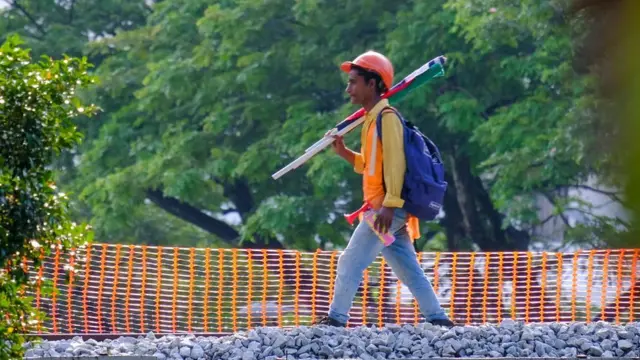 অভিবাসী কর্মী