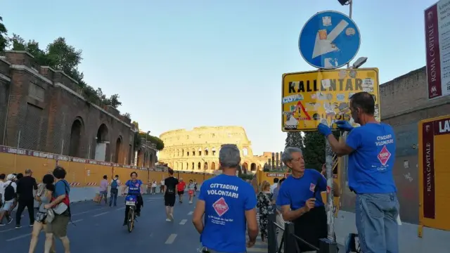 Romadakı könüllülər, Roma, İtaliya