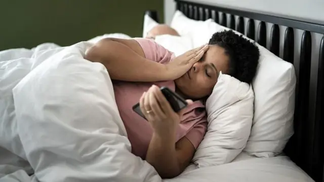 राम्रो निद्रा नपरेजस्तो देखिएकी एक महिला