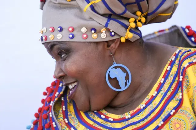 Ministan albarkatun ruwa da tsafkar muhalli ta Afirka ta Kudu, Pemmy Majodina ta halarci bikin da aka gudanar a birnin Cape Town