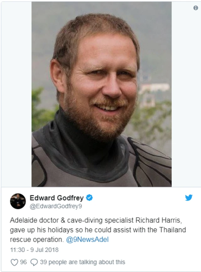 অস্ট্রেলিয়া থেকে উদ্ধার কাজে যোগ দিয়েছেন রিচার্ড হ্যারিস