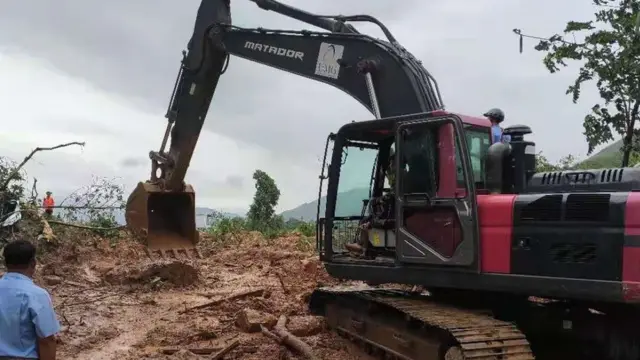မုတ္တမက မလတ်တောင်မြေပြိုလို့ လူသေဆုံးမှု ရှိခဲ့