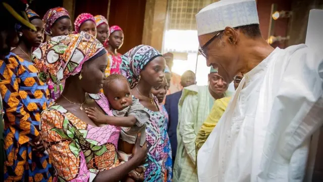 Shugaban Nigeria Muhammadu Buhari da 'yan matan Chibok