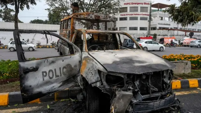 وکیلوں اور ڈاکٹروں میں تصادم