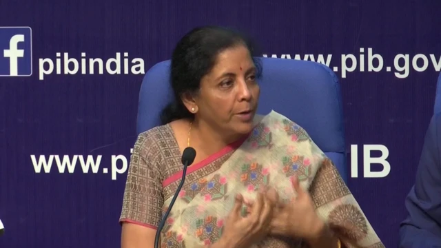 निर्मला सीतारमण, बैंकों का विलय, वित्त मंत्री, भारतीय अर्थव्यवस्था