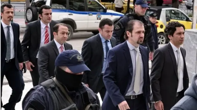 Yunanistan'a firar eden 8 darbeci asker