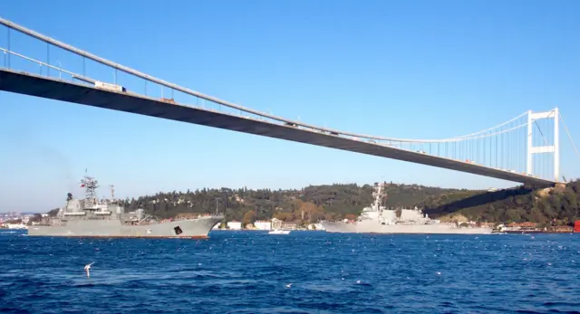 Российский "Новочеркасск" и американский "Росс"