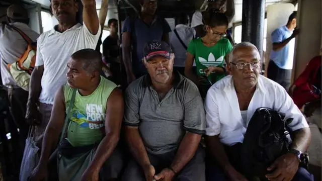 केयो ग्रानमा जाने वाली नाव