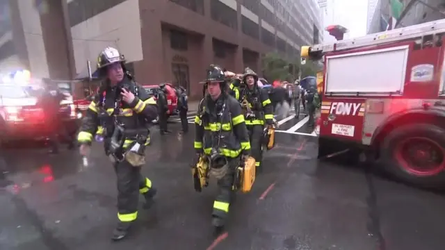 貴重品]ニュ−ヨ−クツインタワー(テロ爆破ビル崩壊前画像)掛布 9.11