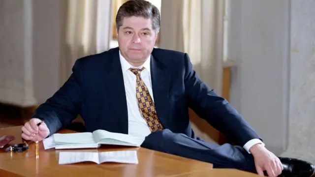 Павло Лазаренко